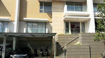 Gambar 1 Dijual Rumah Cozy Mewah 2 Lantai di Symphony Golf, Pik