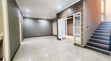 Gambar 3 Dijual Rumah 2 Lantai 4 BR di Menaggio Gading Serpong