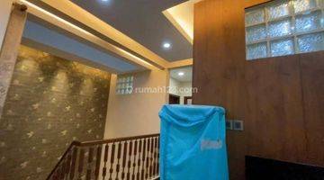 Gambar 5 Dijual Rumah Mewah Residence One Lokasi Strategis Siap Huni Full Furnished