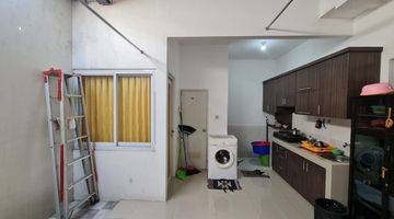 Gambar 4 RUMAH 2 LANTAI MINIMALIS DI SWP RESIDENCE