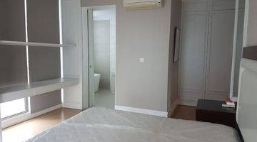 Gambar 5 Residence 8 Type 3 Bedroom Private Lift Furnished Harga Nego