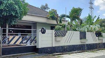 Gambar 1 Dijual Rumah Lokasi Strategis di Jl. Ks. Tubun Ungaran