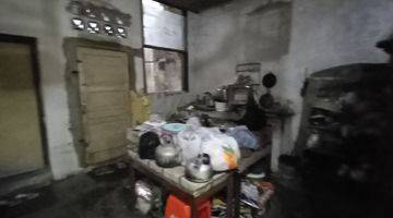 Gambar 4 Rumah Tua Posisi Mainroad Cocok Untuk Kantor Dan Usaha Dekat Toserba Yogya Sumedang