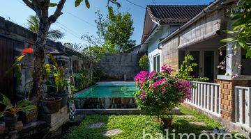 Gambar 2 Disewakan Rumah Bergaya Joglo 3 Kamar Tidur Di Derah Sanur