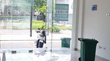 Gambar 1 Ruko Cantik 2 Lantai Siap Pakai Dekat Bandara