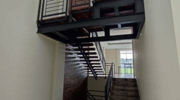 Gambar 5 Dijual Rumah Baru Unfurnished Split Level Kota Baru Parahyangan