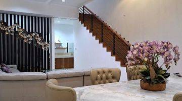 Gambar 3 Dijual Rumah 2 Lt Full Furnished di Singgasana Pradana Bandung