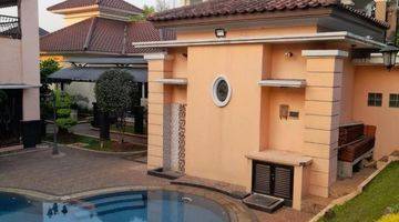 Gambar 3 Rumah Mewah S.Pool Dalam Komplek Raffles Hill Cibubur Depok Jawa Barat