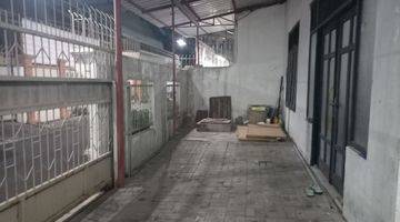 Gambar 1 Dijual rumah di tengah kota - Pekunden, cocok untuk kantor dan tempat usaha