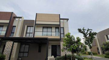 Gambar 2 Rumah Mewah Di Carson Symphonia Summarecon Serpong. Hlsy