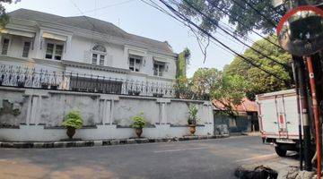 Gambar 4 Rumah Murah Gaya American Classic Di Jl.Bangka Xi Kemang