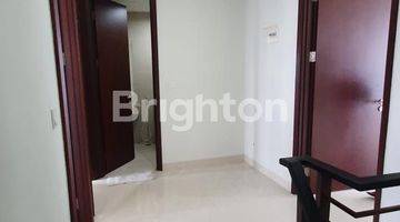 Gambar 2 APARTEMEN PURI MANSION TOWN HOUSE 2 LANTAI UNFURNISHED VIEW POOL LANTAI DASAR