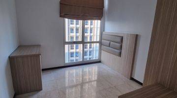 Gambar 2 Apartemen royal 3 bed furnish Royal Mediterania Garden