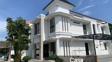 Gambar 1 Rumah di Surabaya 