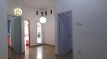 Gambar 1 Rumah Mewah Bintaro Tangsel, 3 Kamar Tidur, Free Ac, Kitchen Set