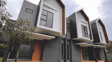 Gambar 1 Rumah 2 Lantai Gaya Villa Modern Paling Strategis Di Kota Bogor