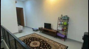 Gambar 5 Turun Harga , Dijual Cepat Rumah Semi Furnish di Kebon Jeruk Jakarta Barat Deket Binus