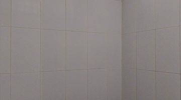kamar mandi rumah baru siap huni di