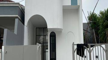 Gambar 1 rumah 2lt Art deco Style With Mezanine Meruya Utara Jakbar