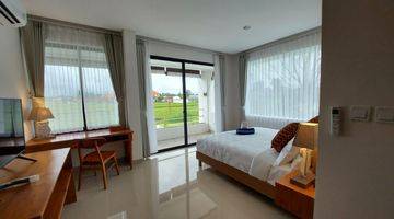 Gambar 3 Villa for sale 