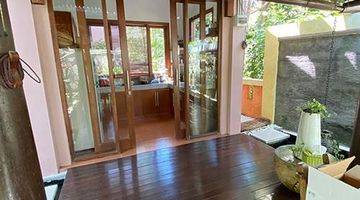 Gambar 5 Villa for sale 