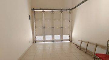 Gambar 2 Dijual Rumah Kawasan Spring Canary, Gading Serpong