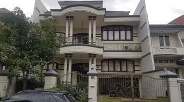 Gambar 1 Rumah Istimewa Villa Bukit Indah Surabaya