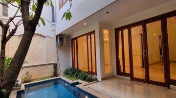 Gambar 5 Maintened Classic House Pondok Indah, Jakarta Selatan