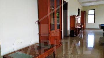 Gambar 1 Disewakan Rumah Furnished di Setraduta, Bandung