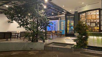 Gambar 2 Jual Rumah cafe daerah sayap riau, supratman, cendana Bandung