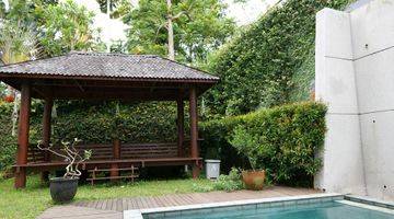 Gambar 4 Rumah Mewah Full Furnished Dengan Swimming Pool Di Citra Green Dago