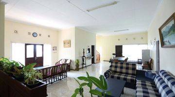 Gambar 2 Villa Furnished Mewah di Boulevard Panderman Hills, Batu, Malang