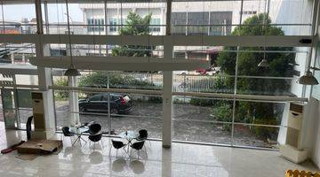 Gambar 2 Dijual Gedung Di Jalan Jatinegara Barat Ex Showeroom Mobil