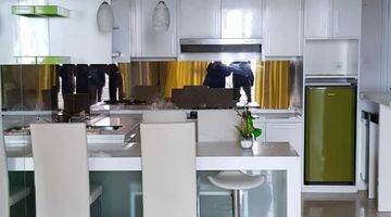 ruang makan apartemen dago butik bandung semi
