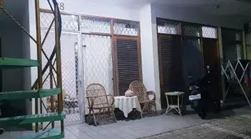 Gambar 1 Dijual Cepat Rumah Kosan Aktif di Tubun Slipi