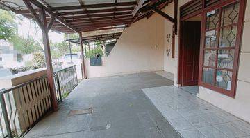 garasi/carport rumah strategis tengah kota semarang