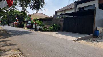 tampak depan dijual murah rumah 2 lantai
