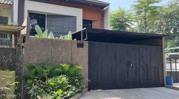 garasi/carport dijual murah rumah 2 lantai