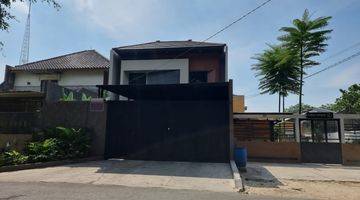 tampak depan dijual murah rumah 2 lantai