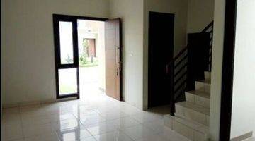 Gambar 3 Rumah Cluster Olive Summarecon Bekasi  Paling Murah, Harga Nego