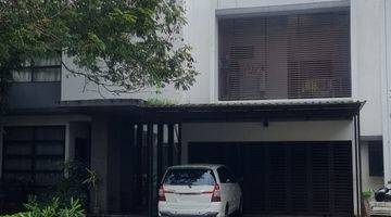 Gambar 1 Dijual Rumah Bagus Halaman Luas View Danau Di Greencove Bsd