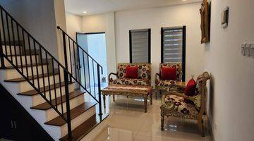 Gambar 5 Rumah Modern Classic Full Furnished Siap Huni Di Giri Loka Bsd