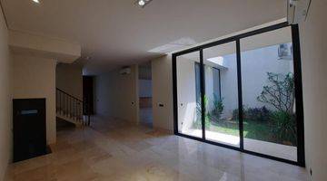 Gambar 4  Dijual Rumah 3 Lantai Di Kemang Unfurnished