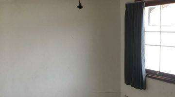 kamar tidur rumah klasik murah lokasi strategis
