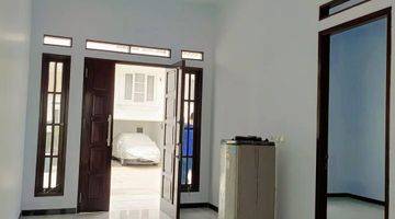 Gambar 5 Dijual Rumah 3 Tingkat  Bangunan Baru Di Daerah Margasatwa Lokasi Dekat Tol Desari