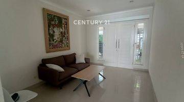 Gambar 2 Dijual Rumah Full Furnished Di Pondok Indah