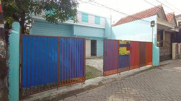tampak depan dijual rumah asri luas bisa