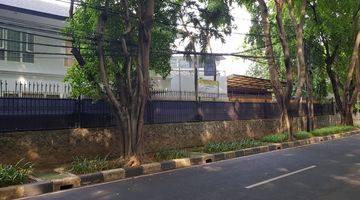 Gambar 3 Dijual Rumah nyaman dan mewah di Menteng, Jakarta Selatan