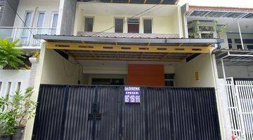 tampak depan sewa rumah baru renovasi 3