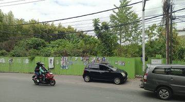 Gambar 1 Land Leasehold  In Demand Area Petitenget Main Road